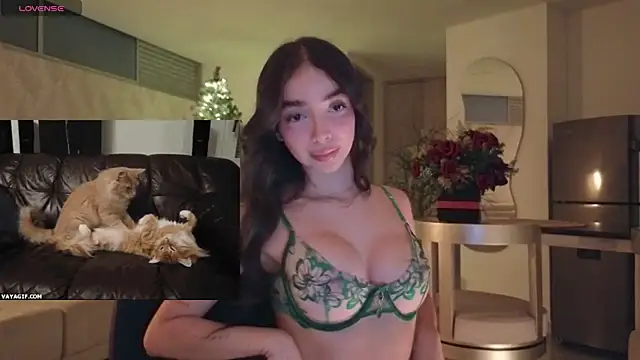 Siny Moore online show from December 20, 1:08 am