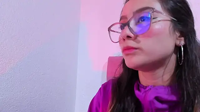 teffy lee online show from March 15, 8:21 pm