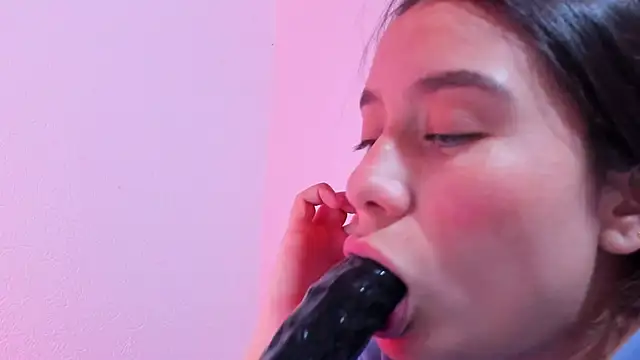 teffy lee online show from March 22, 12:06 am