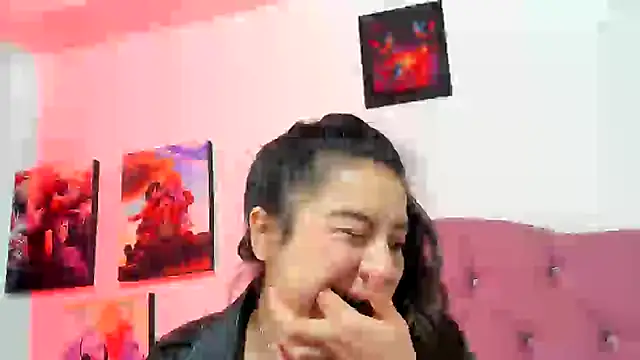 teffy lee online show from November 9, 8:57 pm