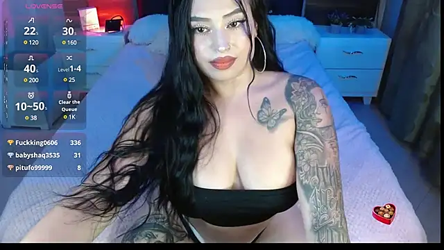 EmilyMorggan online show from March 1, 10:10 pm