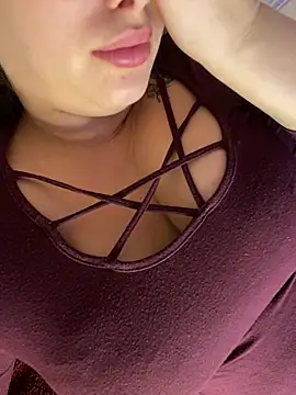 69Laura696 online show from February 20, 2:46 pm