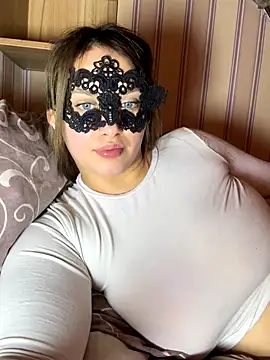 69Laura696 online show from December 5, 2:48 pm