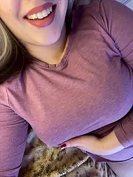 69Laura696 online show from February 6, 10:47 am