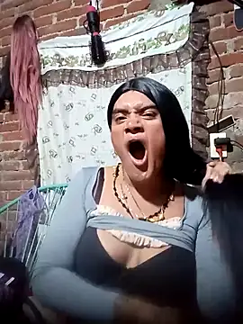 yovana13 online show from September 29, 12:44 pm