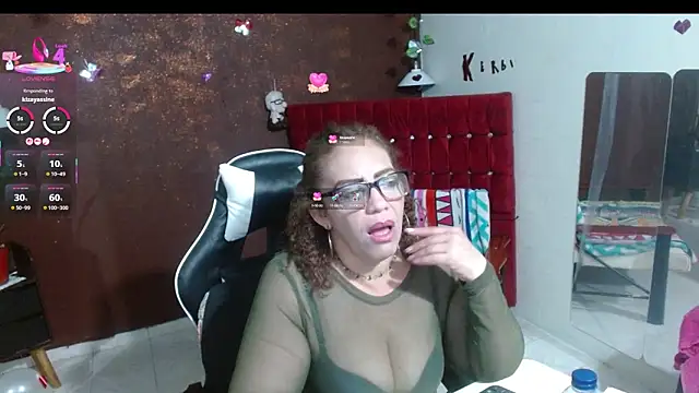 Snapshot of PervertedMature chatting on September 27, 11:00 pm PervertedMature online show from September 27, 11:00 pm