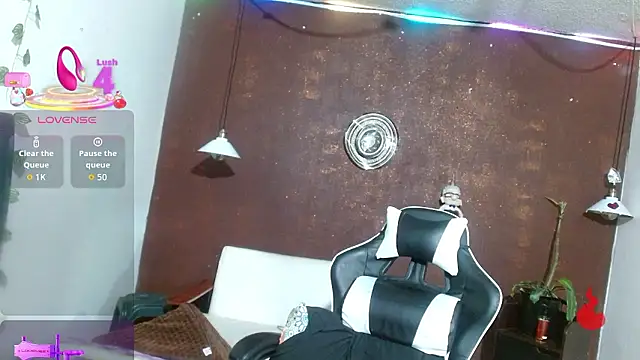 PervertedMature online show from January 14, 4:05 am