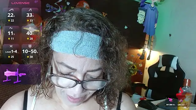 PervertedMature online show from October 28, 9:52 am