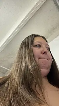 Chloee ep online show from April 3, 5:03 am