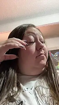 Chloee ep online show from December 19, 5:04 pm