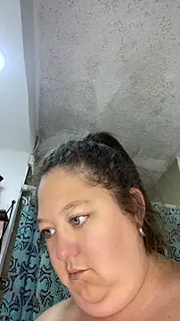 Snapshot of Chloee_ep chatting on June 13, 3:04 am Chloee ep online show from June 13, 3:04 am