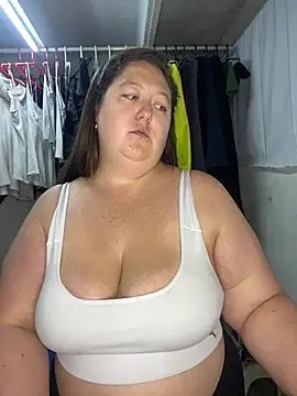 Snapshot of Chloee_ep chatting on June 26, 3:12 am Chloee ep online show from June 26, 3:12 am