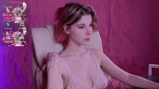 HaylaAmber online show from February 2, 6:58 am