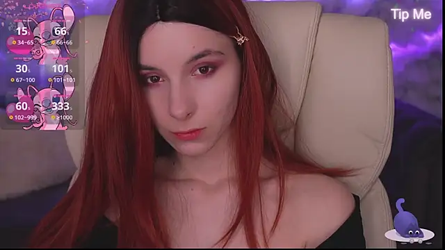 HaylaAmber online show from March 8, 8:14 pm