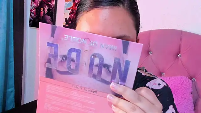 Mila nixon02 online show from October 3, 5:14 pm