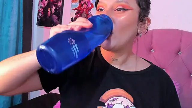 Mila nixon02 online show from October 2, 4:43 pm