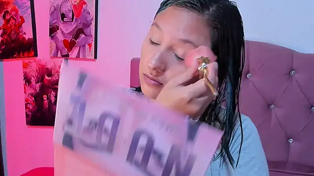 Mila nixon02 online show from July 3, 4:24 pm