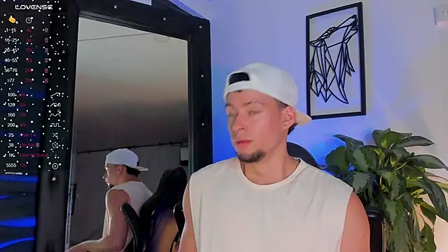 JadeSmiith  online show from November 8, 10:13 pm