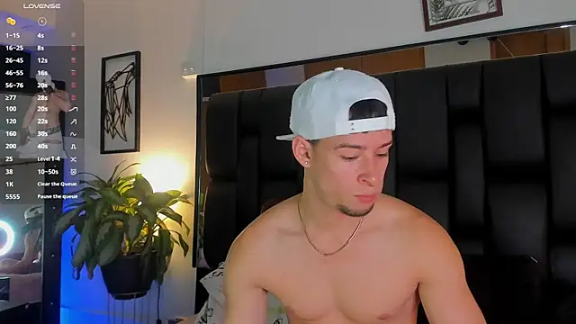 JadeSmiith  online show from November 26, 10:43 pm