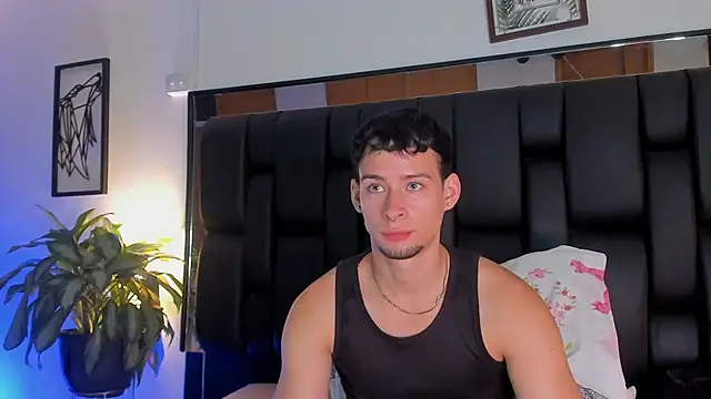 JadeSmiith  online show from November 27, 10:32 pm