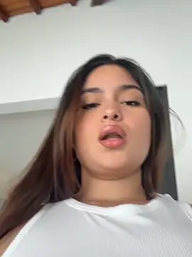 Sarasweet sex online show from May 17, 4:51 pm