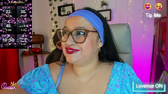 Gia Nahomi online show from March 20, 11:06 pm