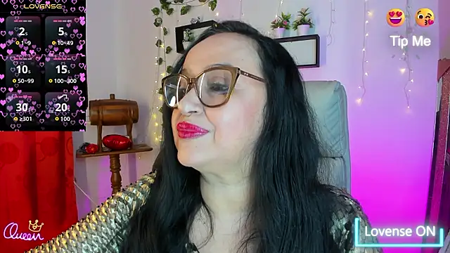 Gia Nahomi online show from March 14, 11:00 pm