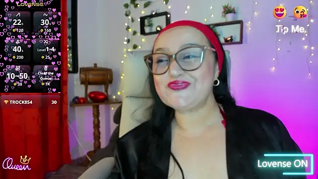 Gia Nahomi online show from March 19, 11:16 pm