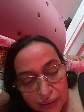 Snapshot of Gia_Nahomi chatting on February 22, 3:14 pm Gia Nahomi online show from February 22, 3:14 pm