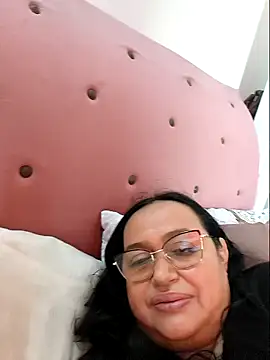 Snapshot of Gia_Nahomi chatting on February 4, 3:15 pm Gia Nahomi online show from February 4, 3:15 pm