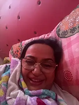Snapshot of Gia_Nahomi chatting on January 7, 2:08 pm Gia Nahomi online show from January 7, 2:08 pm