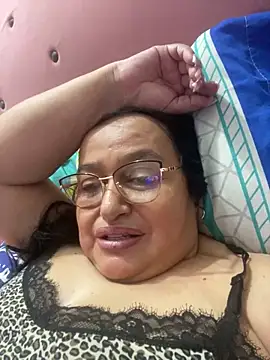 Snapshot of Gia_Nahomi chatting on March 15, 2:14 am Gia Nahomi online show from March 15, 2:14 am