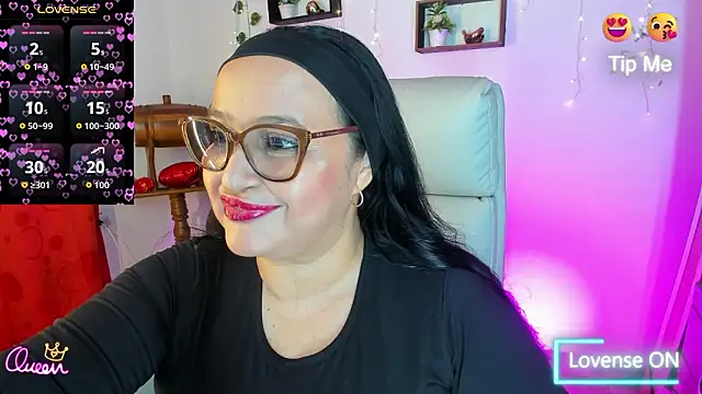 Gia Nahomi online show from March 27, 11:27 pm