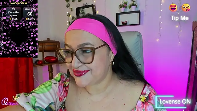 Gia Nahomi online show from March 13, 11:10 pm