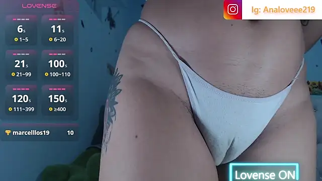 Snapshot of ana_studio chatting on June 15, 3:07 am ana studio online show from June 15, 3:07 am