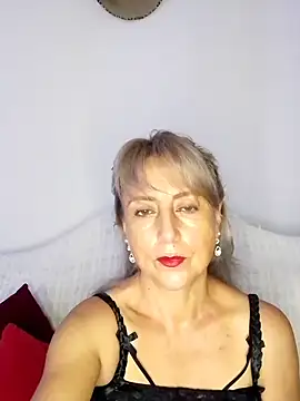 almaluna7 online show from October 18, 1:29 am