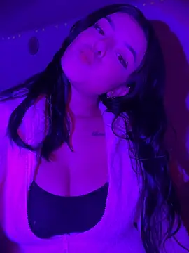 Alahia7demon online show from April 1, 3:41 am