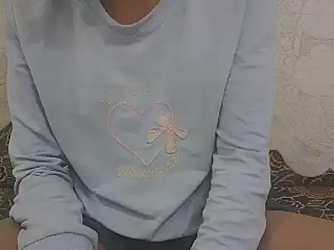 Snapshot of manisha_baby chatting on December 21, 9:12 am manisha baby online show from December 21, 9:12 am