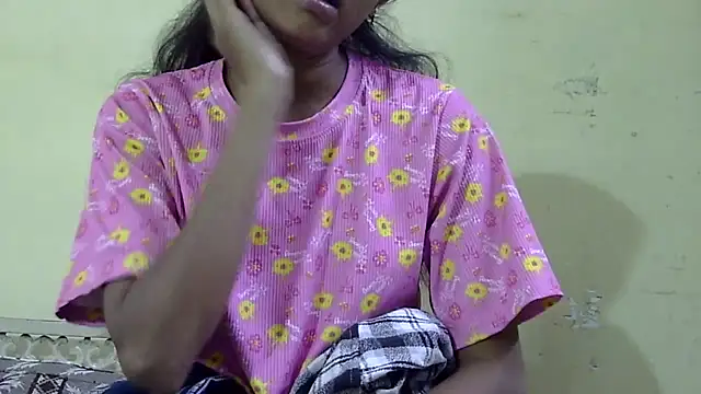 Snapshot of manisha_baby chatting on October 5, 5:53 am manisha baby online show from October 5, 5:53 am