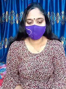 Hot Maleka online show from March 7, 1:20 am