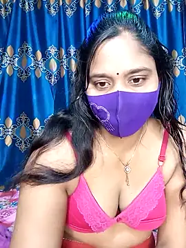 Hot Maleka online show from March 12, 1:25 am