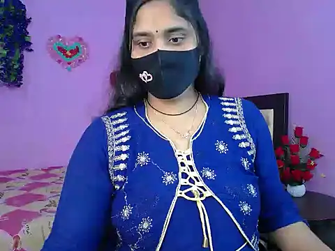 Hot Maleka online show from March 12, 4:44 pm