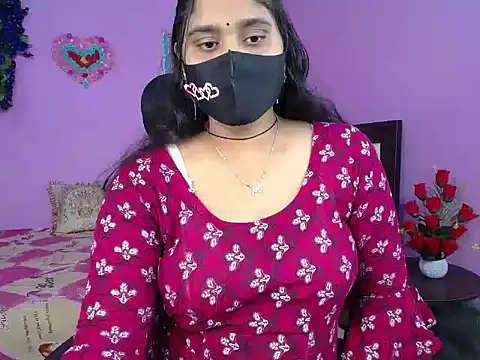 Hot Maleka online show from March 3, 4:47 pm