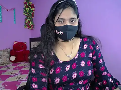 Hot Maleka online show from February 10, 4:06 pm