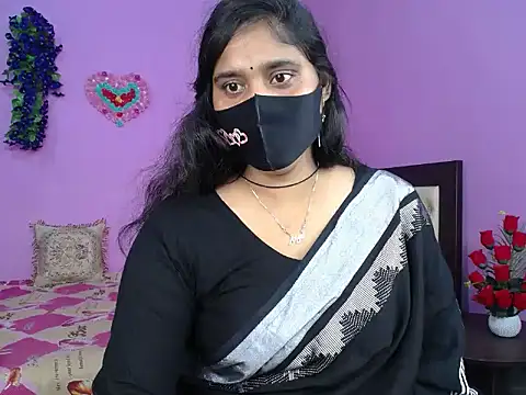 Hot Maleka online show from March 8, 2:15 am