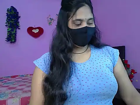 Hot Maleka online show from April 18, 4:42 pm