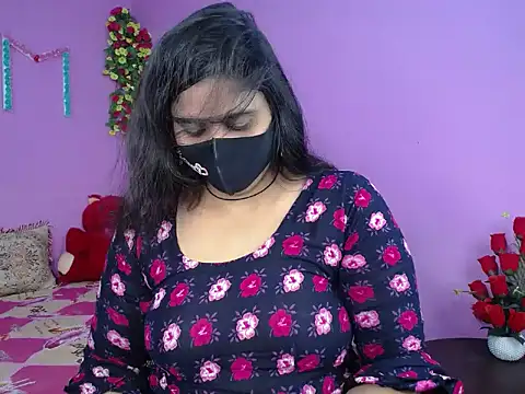 Hot Maleka online show from February 8, 4:48 pm