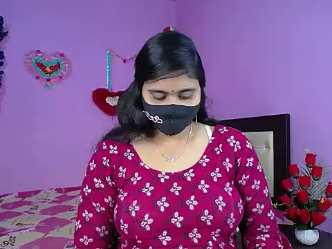 Hot Maleka online show from February 19, 4:59 pm