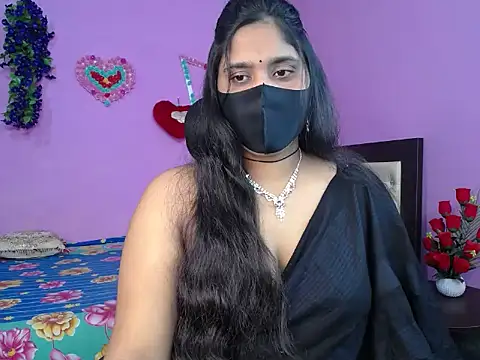 Hot Maleka online show from March 28, 4:30 pm