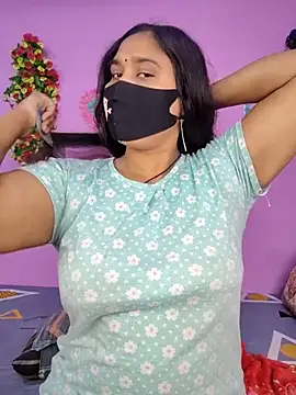 Snapshot of Hot_Maleka chatting on December 1, 1:06 am Hot Maleka online show from December 1, 1:06 am